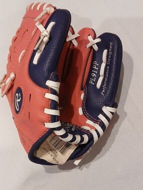 Rawlings Pink and Navy Youth Baseball Glove with White Lacing